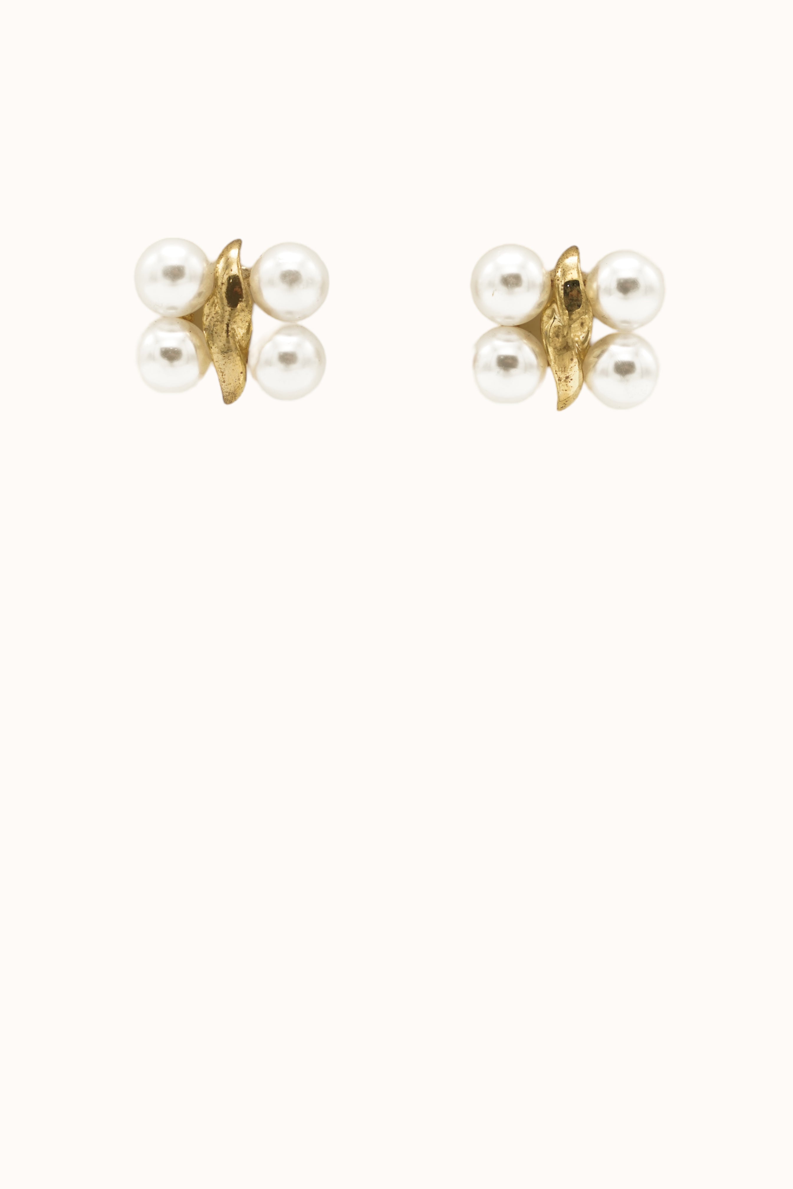 Bee Earrings - Gold