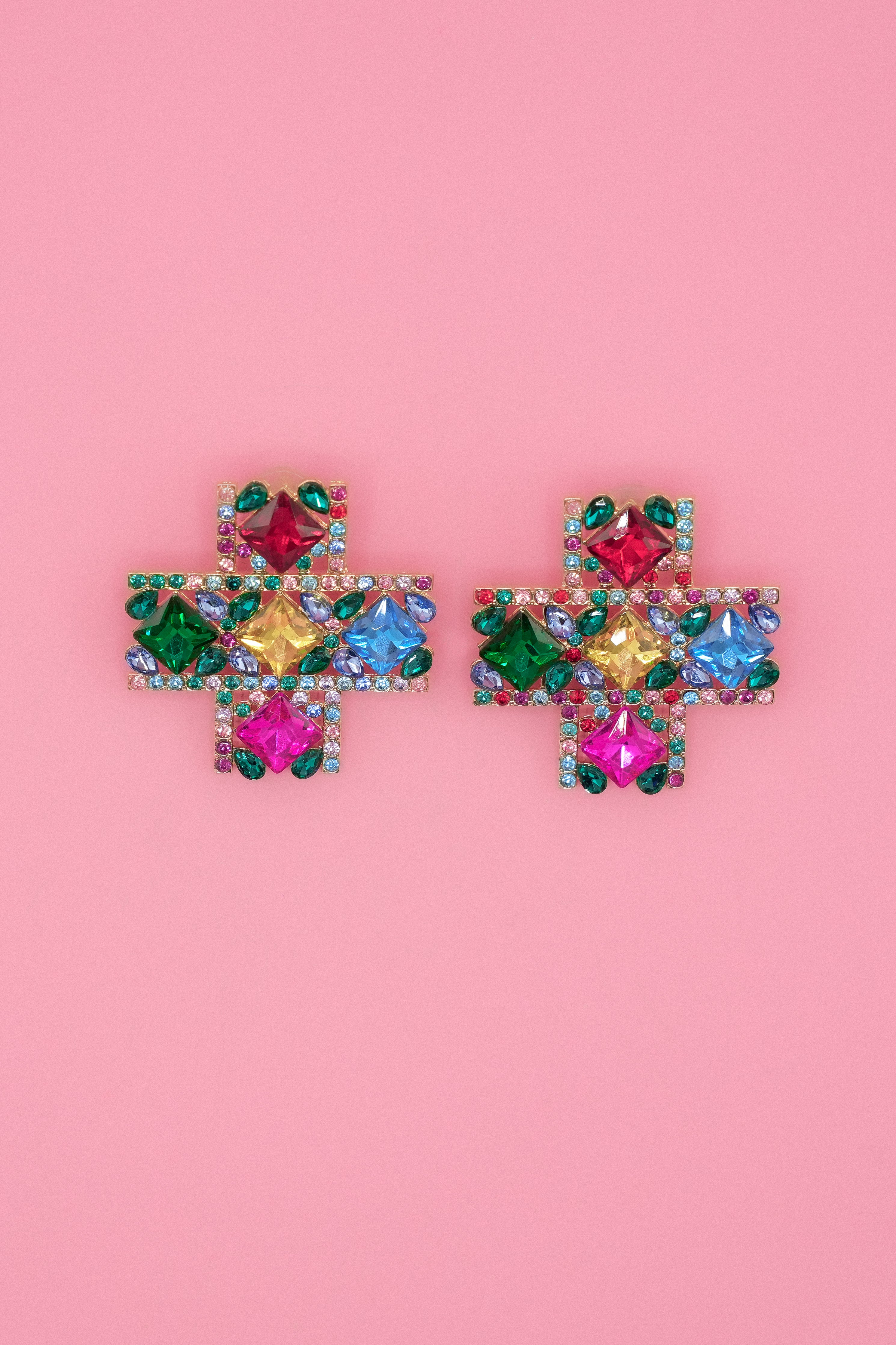 Ninaa Earrings