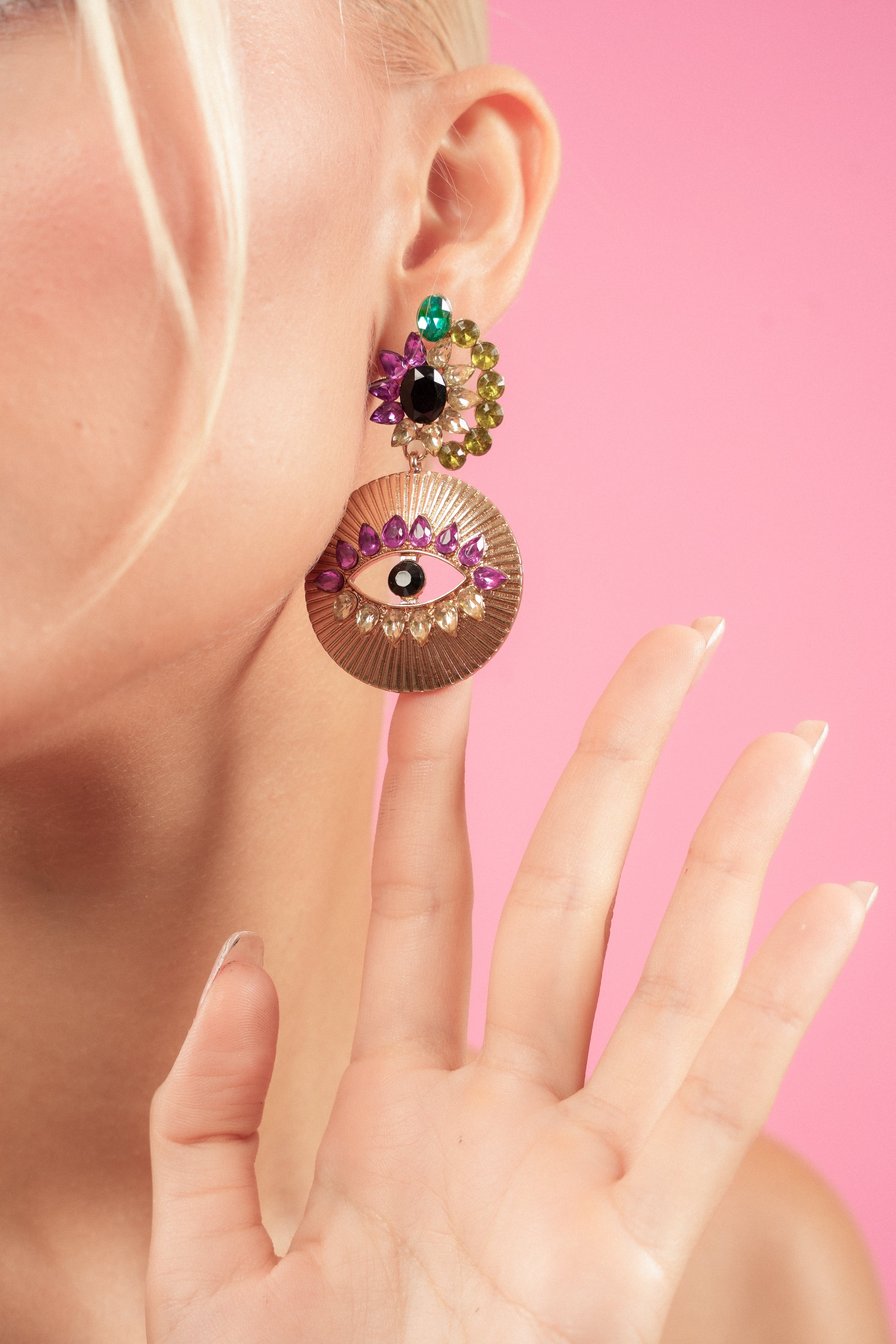 All eyes on you Earrings