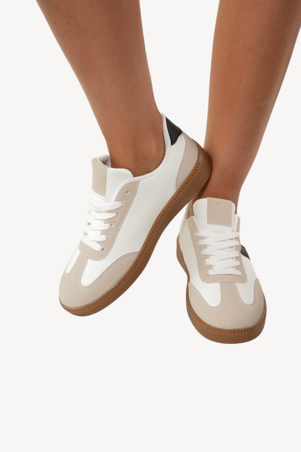 Lyla Sneakers